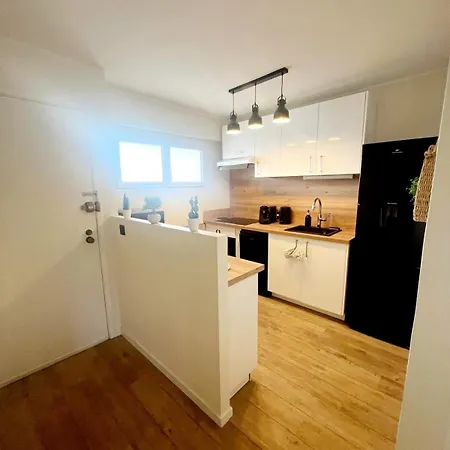 Apartment 3 Pieces Au Centre De Les Pins Juan-les-Pins