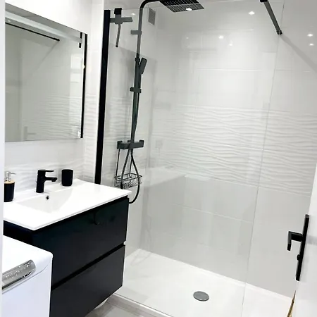 Apartment 3 Pieces Au Centre De Les Pins Juan-les-Pins